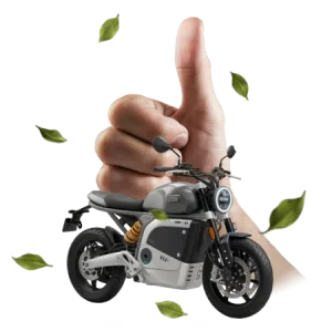 E-Motorrad mit fliegenden grünen Blättern und einer Hand mit Daumen nach oben, die E-Motorräder Förderung symbolisiert.